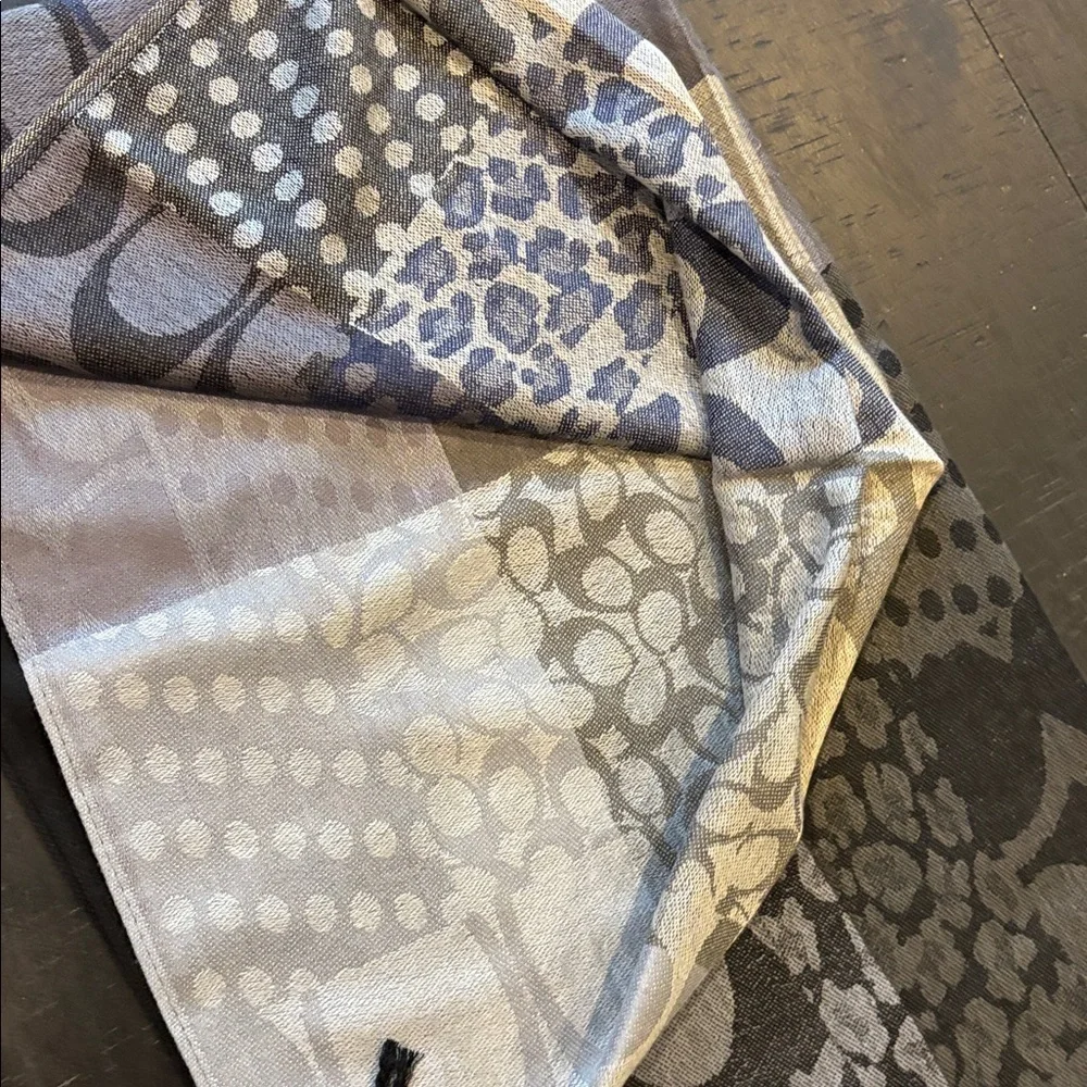Stylish Gray Blue Black Patterned Fringe Scarf   Wrap 74”